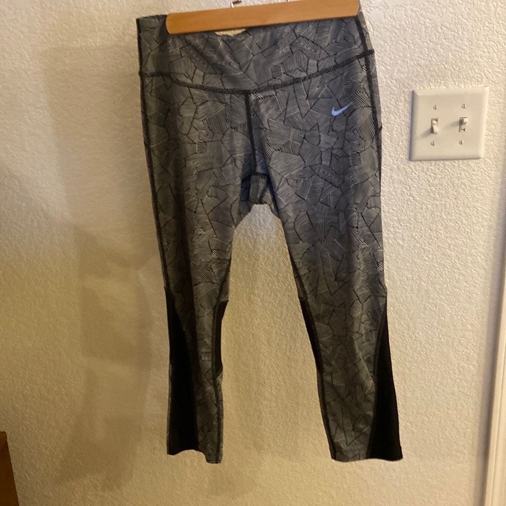Nike leggings